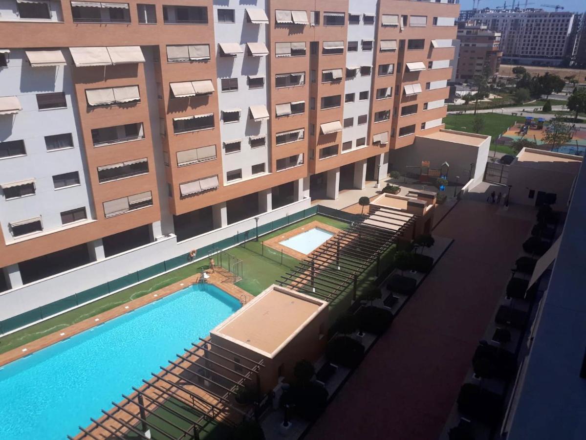 Apartment With 4 Bedrooms In Malaga With Wonderful Mountain View Shared Pool And Terrace Εξωτερικό φωτογραφία